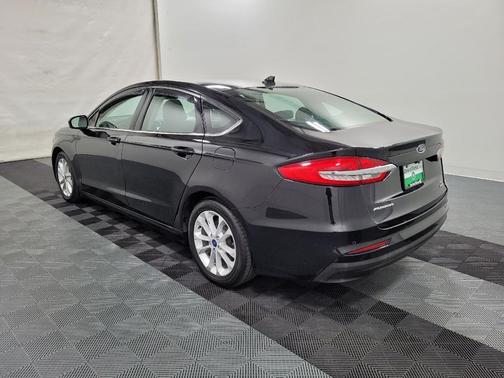 2020 Ford Fusion Hybrid SE