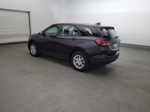 Mosaic Black Metallic 2024 Chevrolet Equinox LS
