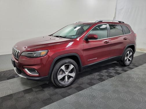 Velvet Red Pearlcoat 2019 Jeep Cherokee Limited