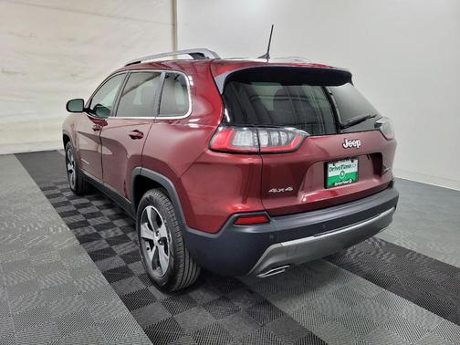 Velvet Red Pearlcoat 2019 Jeep Cherokee Limited
