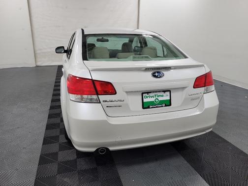 2013 Subaru Legacy Premium
