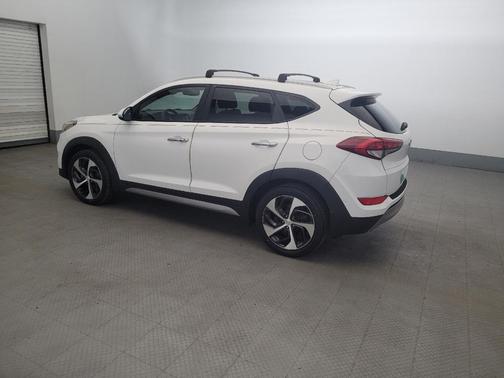 Dazzling White 2017 Hyundai TUCSON Limited