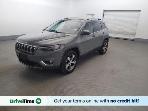 Gray 2019 Jeep Cherokee Limited