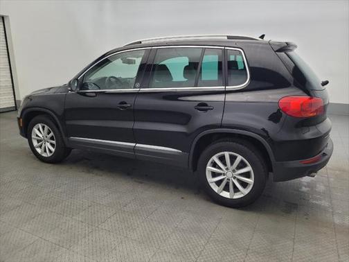 2017 Volkswagen Tiguan 2.0T Wolfsburg Edition
