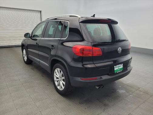 2017 Volkswagen Tiguan 2.0T Wolfsburg Edition