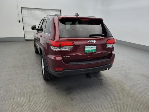 2020 Jeep Grand Cherokee Laredo