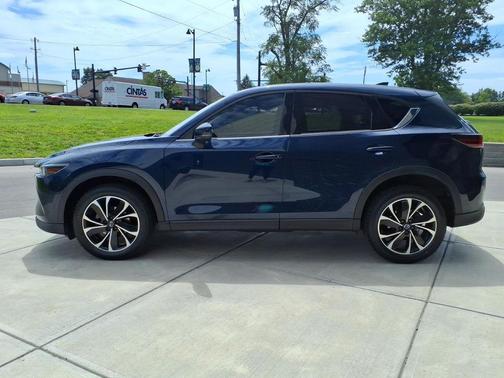 Deep Crystal Blue Mica 2023 Mazda CX-5 2.5 S
