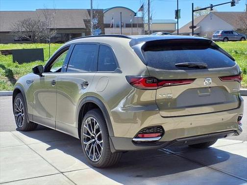 2025 Mazda CX-70 PHEV Premium Package