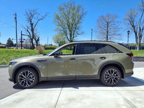 2025 Mazda CX-70 PHEV Premium Package
