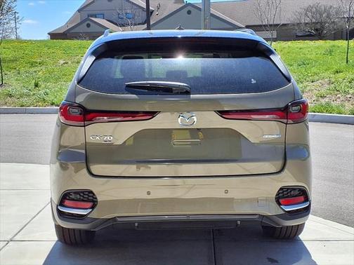 2025 Mazda CX-70 PHEV Premium Package