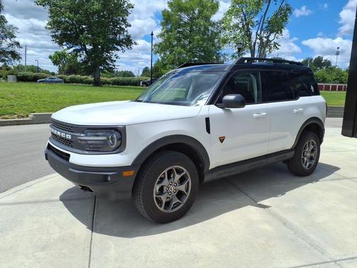 Oxford White 2024 Ford Bronco Sport Badlands