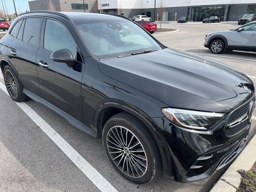 2025 Mercedes-Benz GLC 350e Base