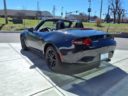 2019 Mazda MX-5 Miata Sport