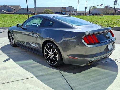 2017 Ford Mustang EcoBoost
