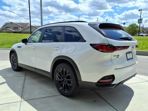 Rhodium White Premium 2026 Mazda CX-70 3.3 Turbo Preferred