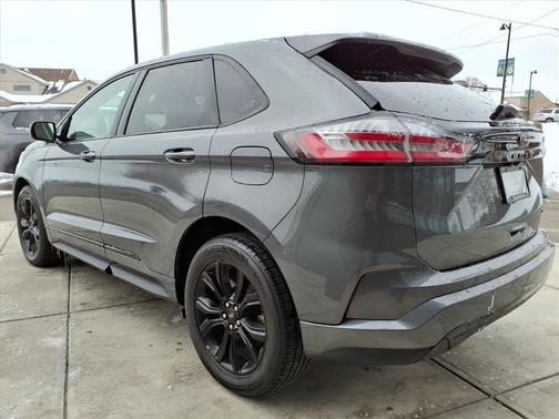 2024 Ford Edge SE