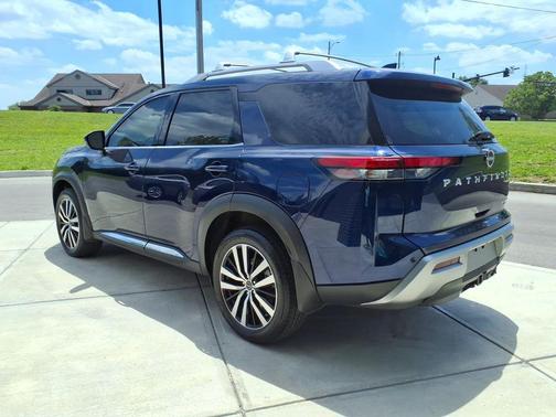 Deep Ocean Blue Pearl 2025 Nissan Pathfinder Platinum 4WD