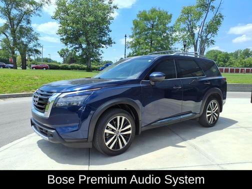 Deep Ocean Blue Pearl 2025 Nissan Pathfinder Platinum 4WD
