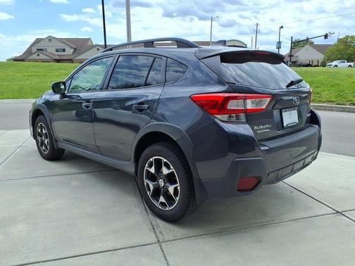 Dark Gray Metallic 2018 Subaru Crosstrek 2.0i Premium
