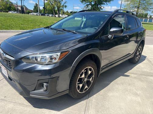 Dark Gray Metallic 2018 Subaru Crosstrek 2.0i Premium