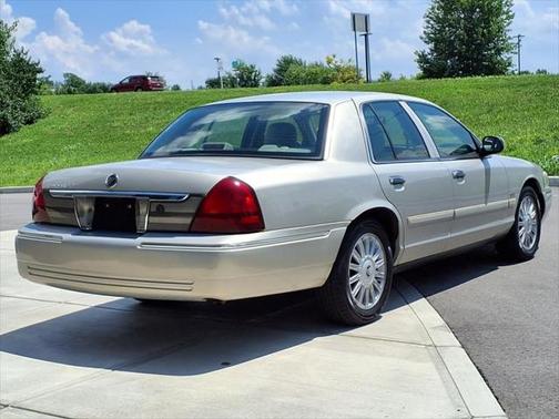 2010 Mercury Grand Marquis LS (Fleet Only)