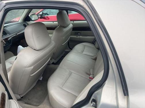2010 Mercury Grand Marquis LS (Fleet Only)