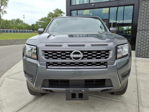 Gun Metallic 2025 Nissan Frontier SV