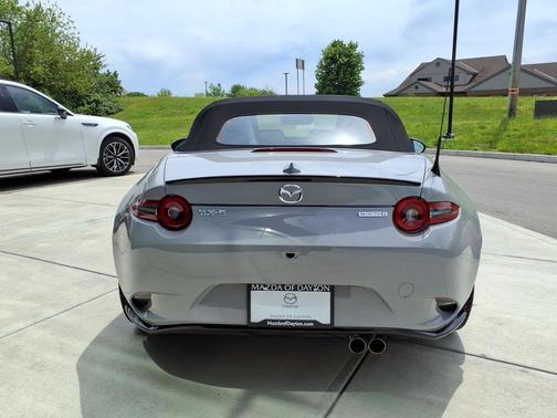 Aero Gray Metallic 2026 Mazda MX-5 Miata Grand Touring