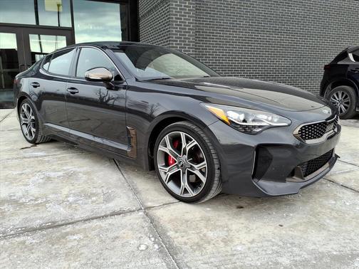 2021 Kia Stinger GT1