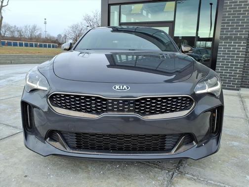 2021 Kia Stinger GT1
