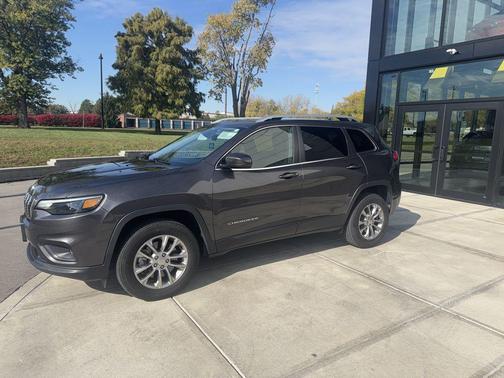 2019 Jeep Cherokee Latitude Plus