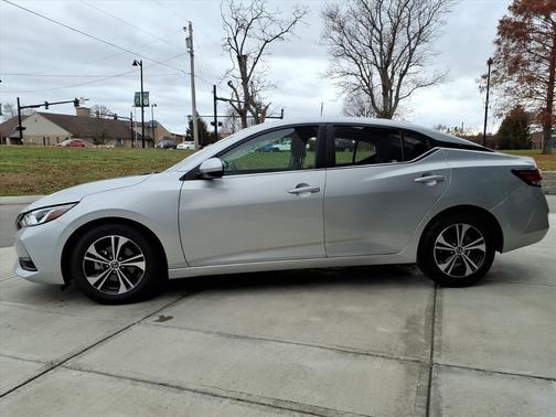 2023 Nissan Sentra SV