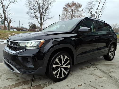 2022 Volkswagen Taos 1.5T SE