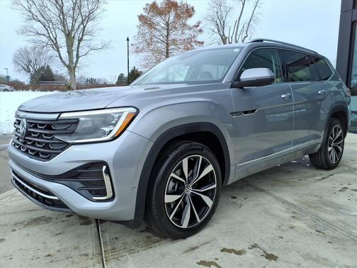 2024 Volkswagen Atlas 2.0T SEL Premium R-Line 4MOTION