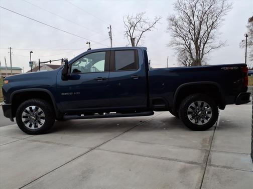 2022 Chevrolet Silverado 2500 Custom