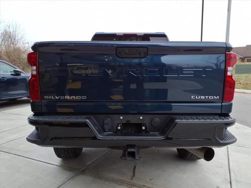 2022 Chevrolet Silverado 2500 Custom