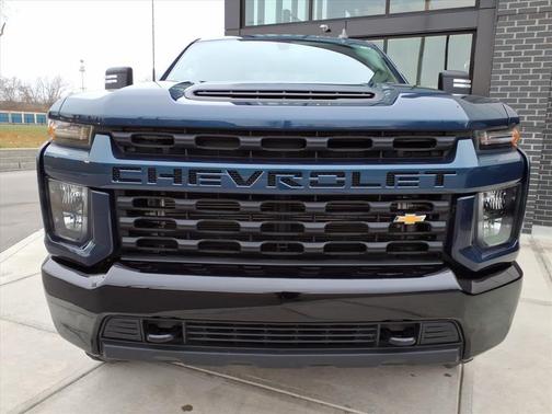 2022 Chevrolet Silverado 2500 Custom