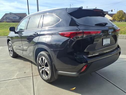2020 Toyota Highlander Hybrid XLE