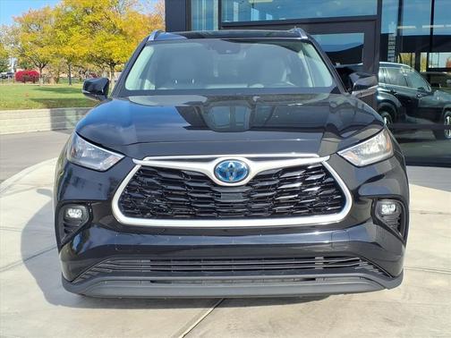 2020 Toyota Highlander Hybrid XLE