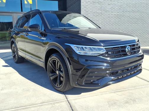 2024 Volkswagen Tiguan 2.0T SE R-Line Black 4MOTION