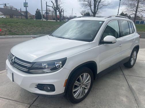 2012 Volkswagen Tiguan SE