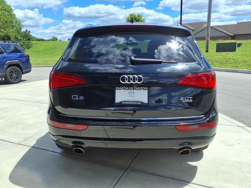 Black 2017 Audi Q5 2.0T Premium