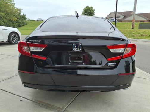 Crystal Black Pearl 2021 Honda Accord Hybrid Touring