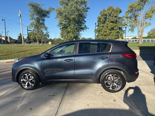 2022 Kia Sportage LX