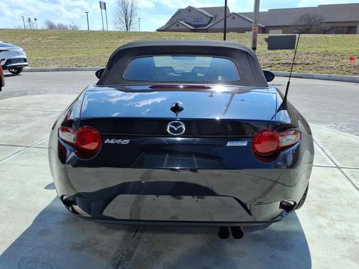 2016 Mazda MX-5 Miata Grand Touring