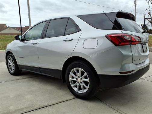 2021 Chevrolet Equinox LS
