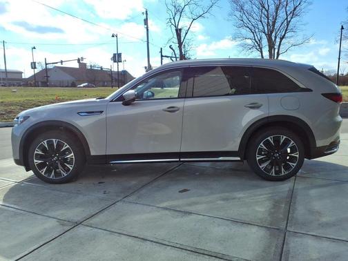 2026 Mazda CX-90 PHEV Premium Plus