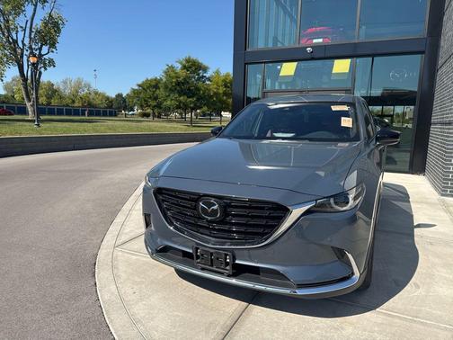 2023 Mazda CX-9 Carbon Edition