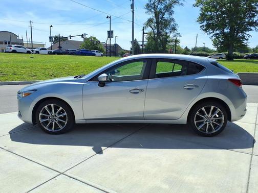 Sonic Silver Metallic 2018 Mazda Mazda3 Touring