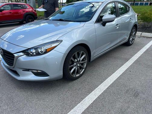 Sonic Silver Metallic 2018 Mazda Mazda3 Touring